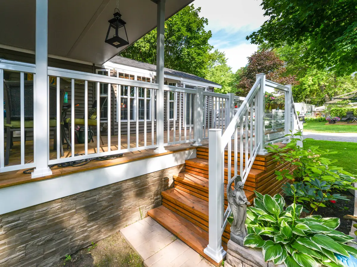Myrtle Beach Aluminum Picket Railing