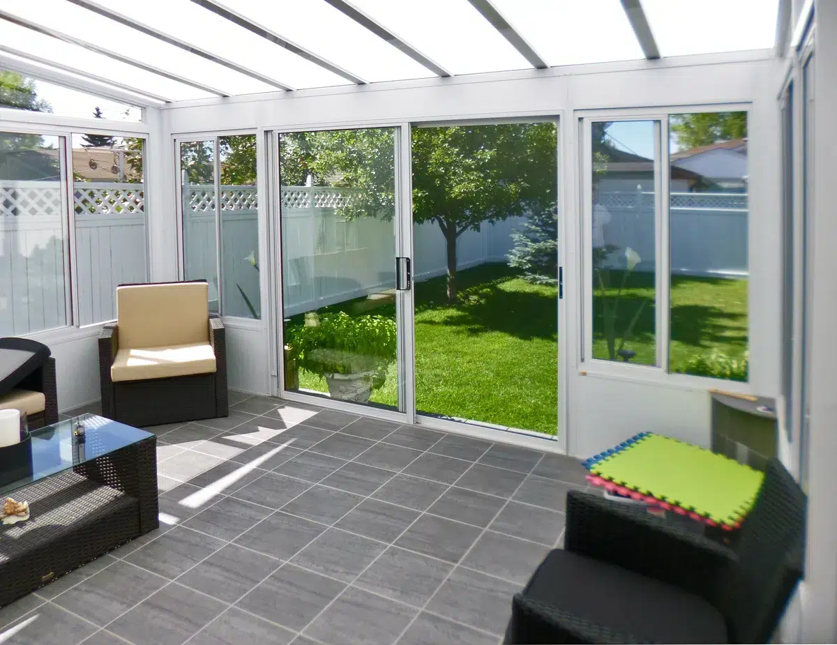 Myrtle Beach 3-Season Sunrooms (Glass)